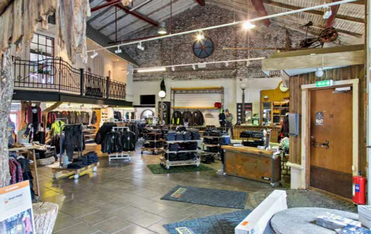 Stationsgatan 22, Centrum, Borås - Butik | Industri & verkstad | Lager & logistik | Kontor | Restaurang & café | Övrigt