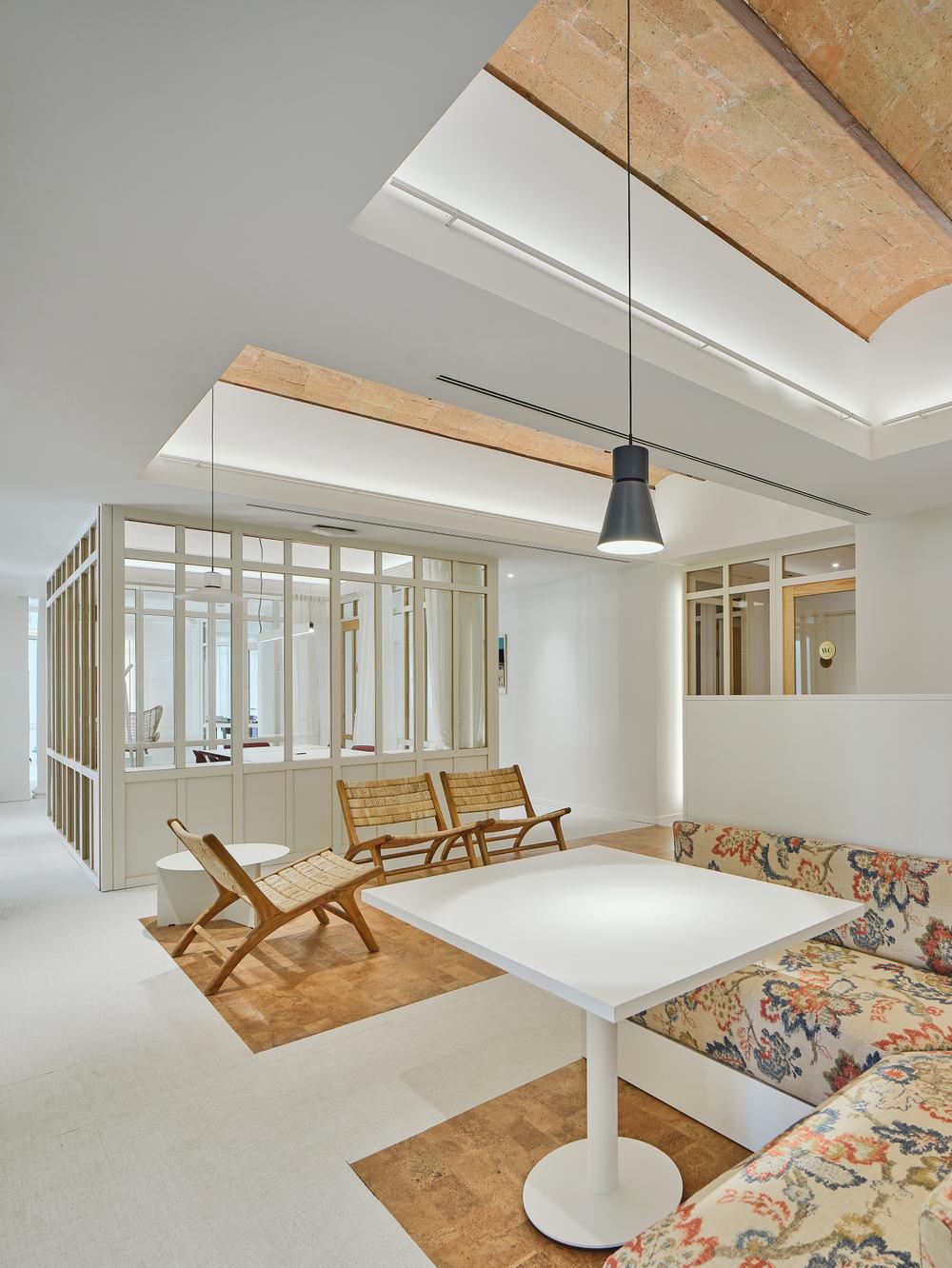 Stormbell 80 by LAMP.es