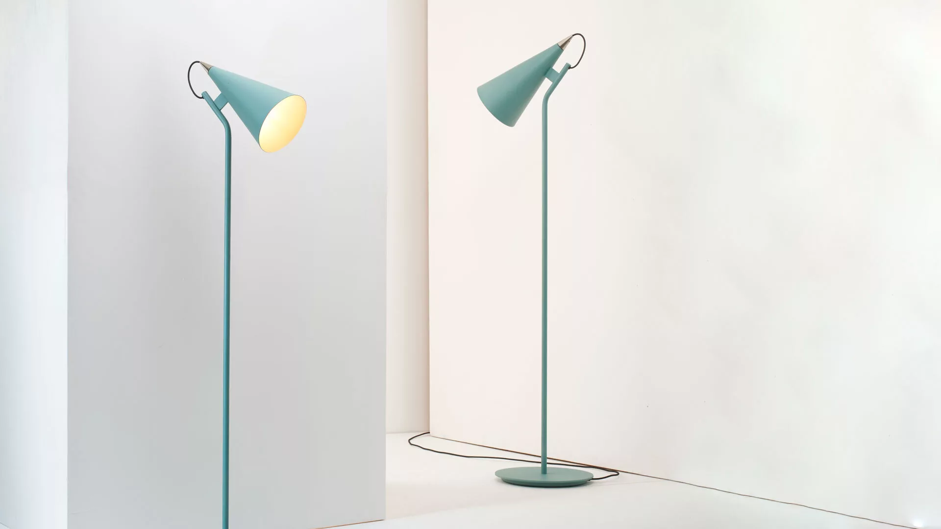 Jeena Floor Lamp B