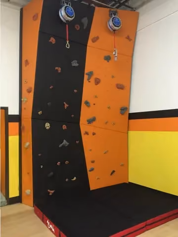 The two lane climbing wall with TRUBLUE Auto Belays