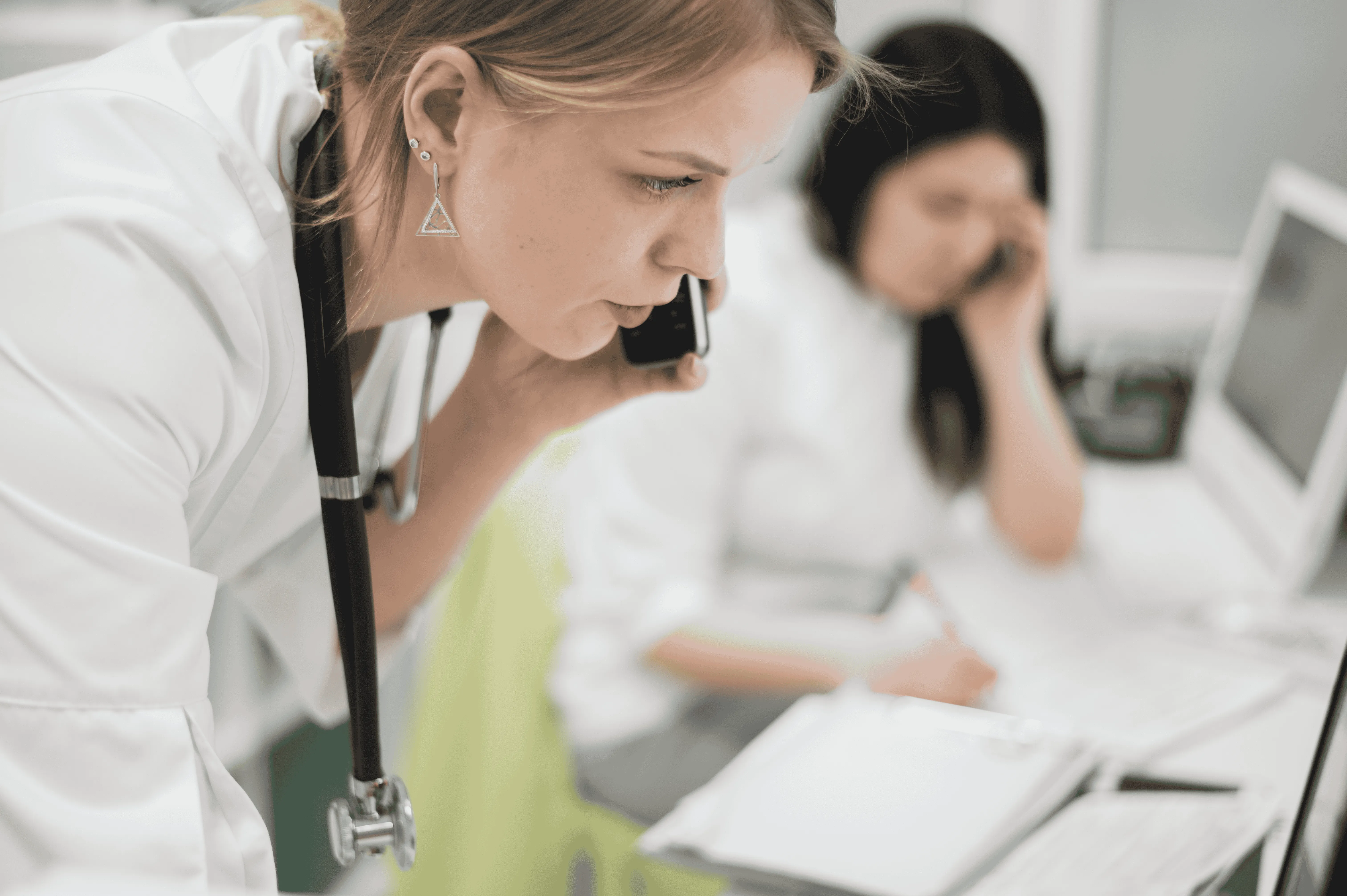 Docteur qui planifient leur rendez-vous