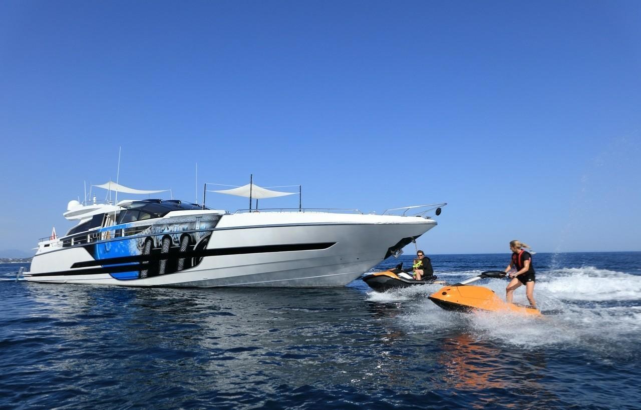 Baia 100 Astro yacht - photo 3