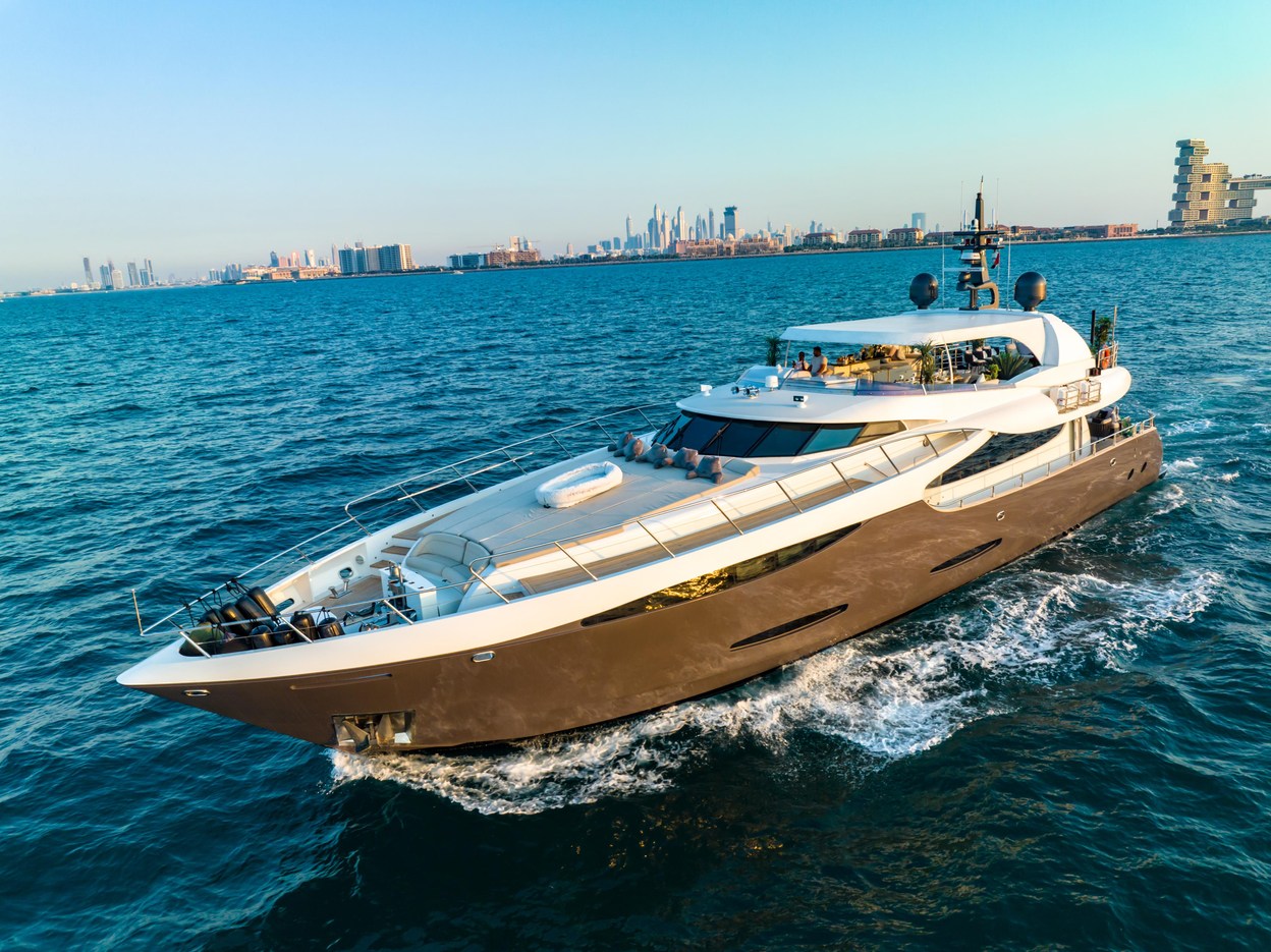 Khalili 107 FT yacht - photo 1