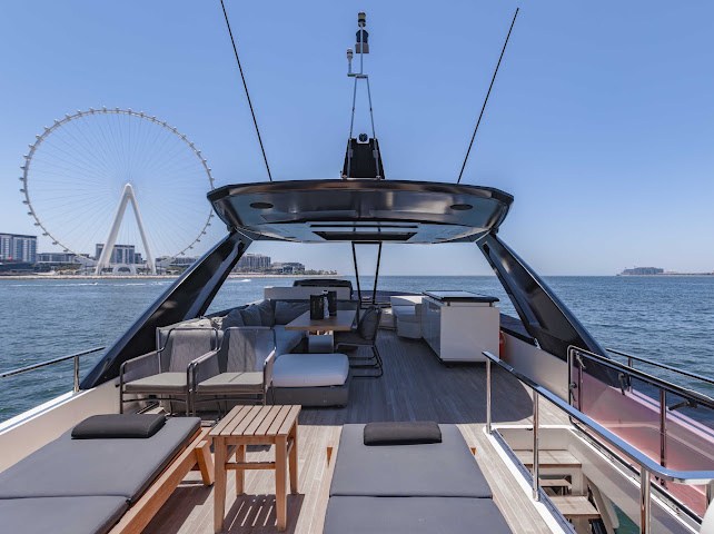 Ferretti 780 yacht - photo 11