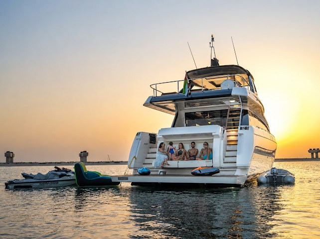 Ferretti 780 yacht - photo 3