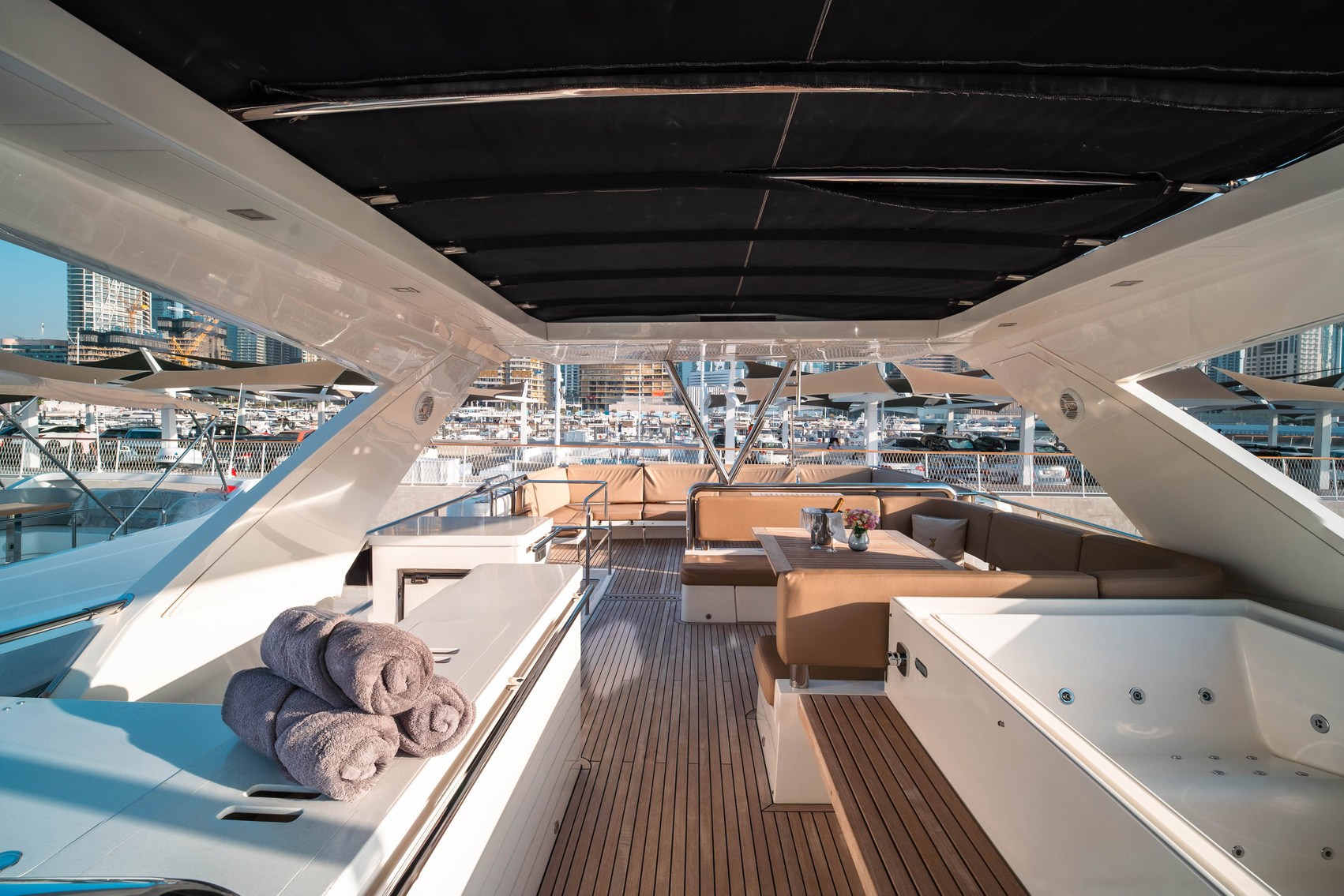 Galeon Crystal 78 FT yacht - photo 11