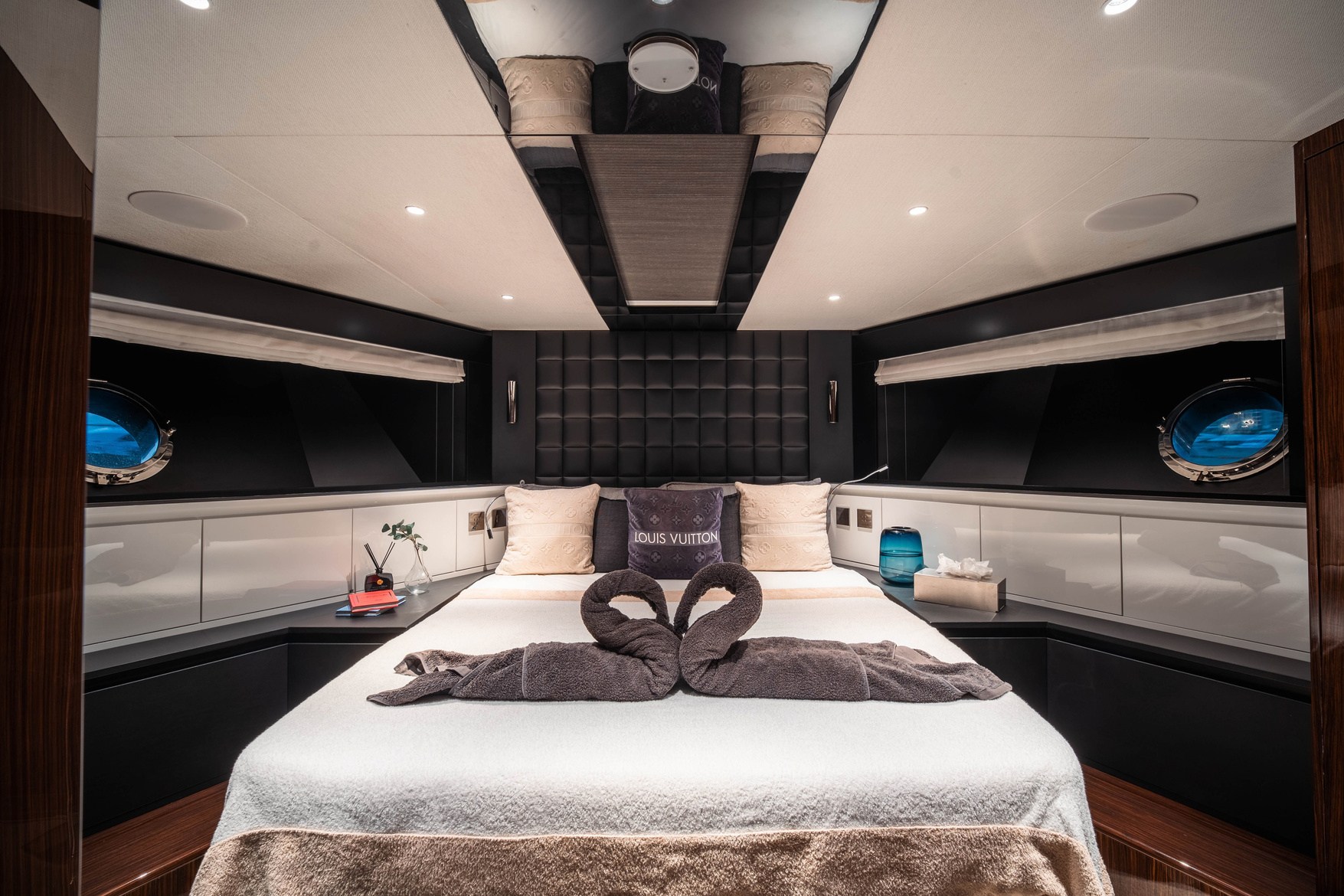 Riva Diva 83 FT yacht - photo 8