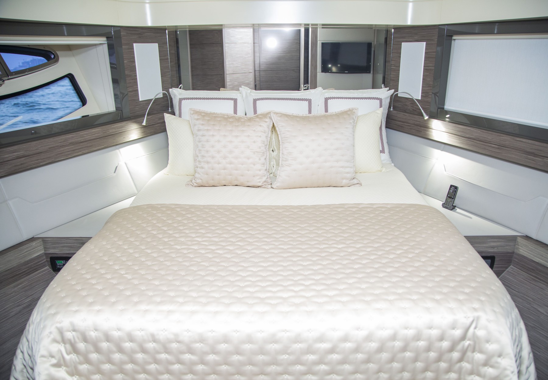 Straga yacht - photo 16