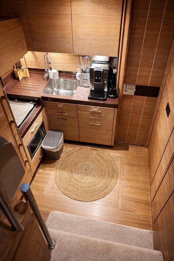 Caton 47 FT yacht - photo 12
