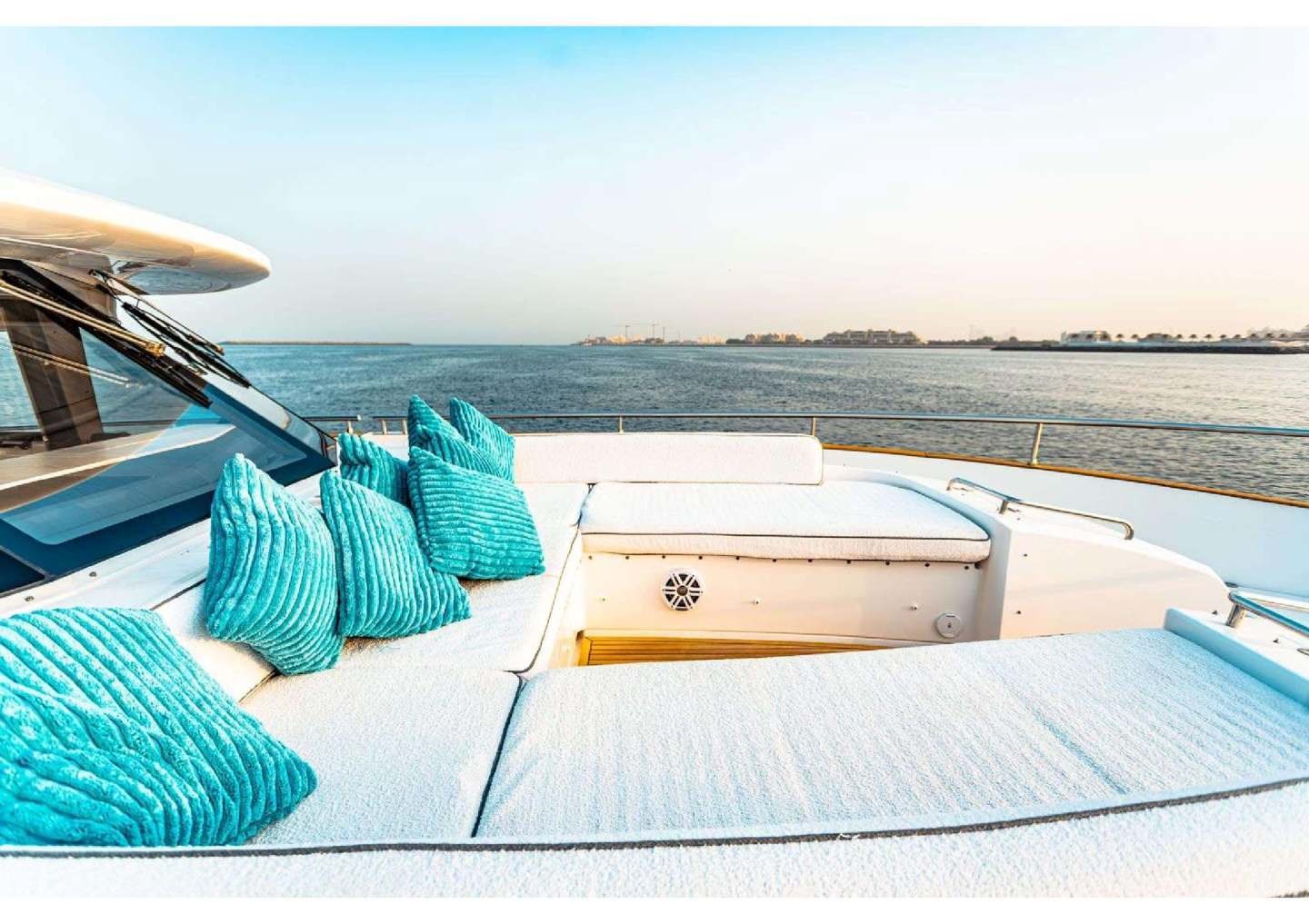 Fat Bob Azimut Magellano 66 yacht - photo 10