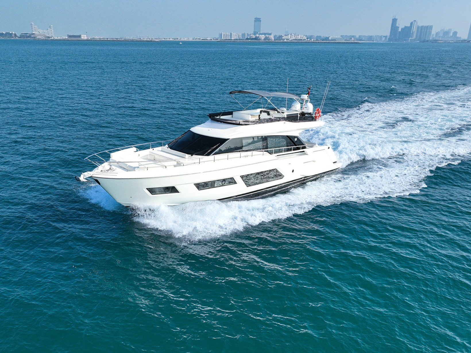 Ferretti 670 67 FT yacht - photo 1