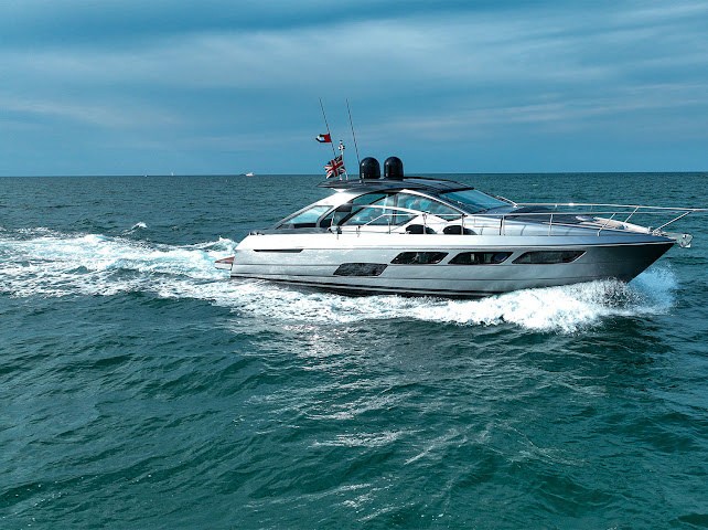 Pershing 5X yacht - photo 2