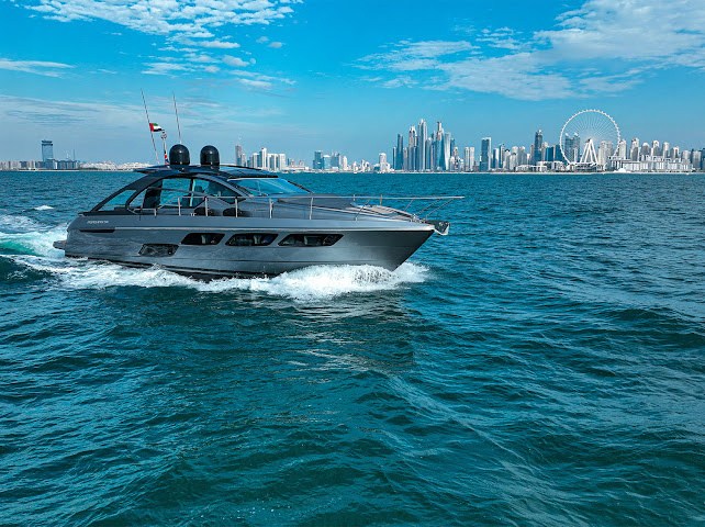 Pershing 5X yacht - photo 3