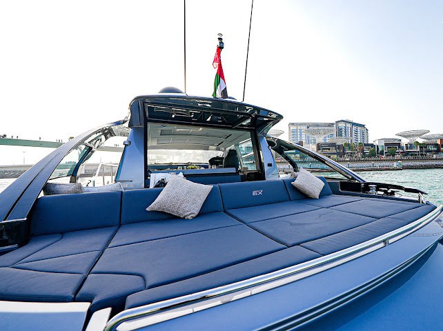 Pershing 5X yacht - photo 13