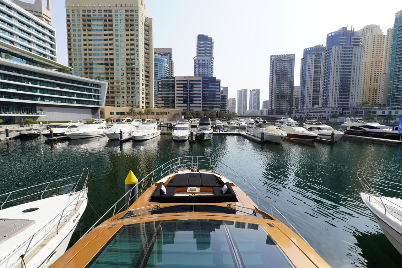 World Traveler 77 FT yacht - photo 14