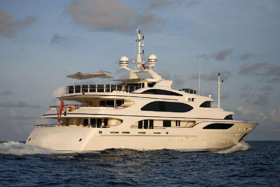 VVIP Benetti 60 Metres yacht - photo 2