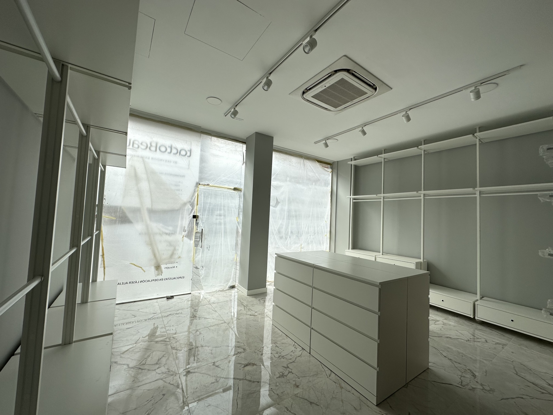 Reforma de local por Carmona & Crespo