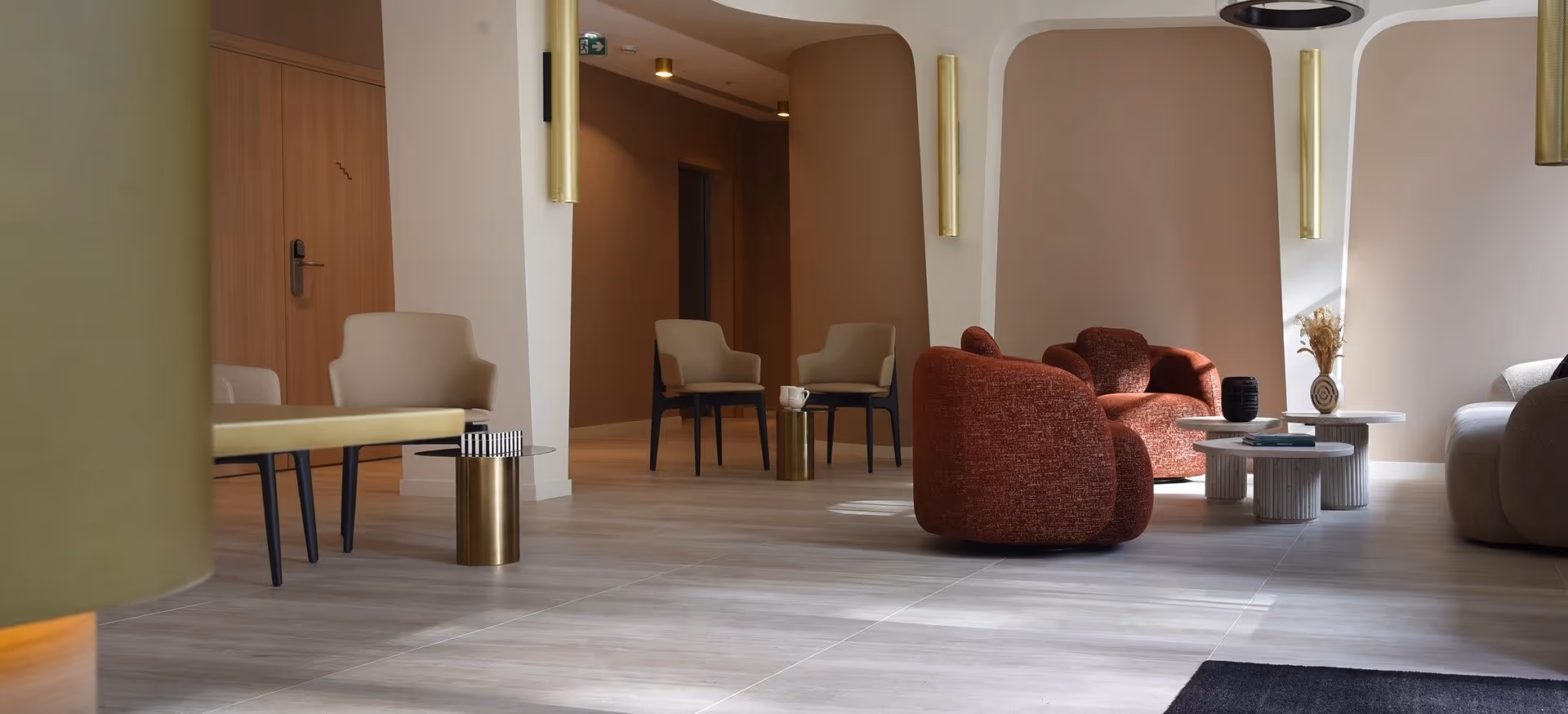 Hall of the Yuna hotel residence for business stays and short-term rentals, Yuna.