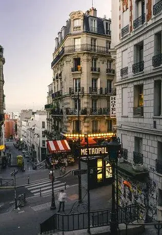 quartier de montmartre proche sacre coeur
