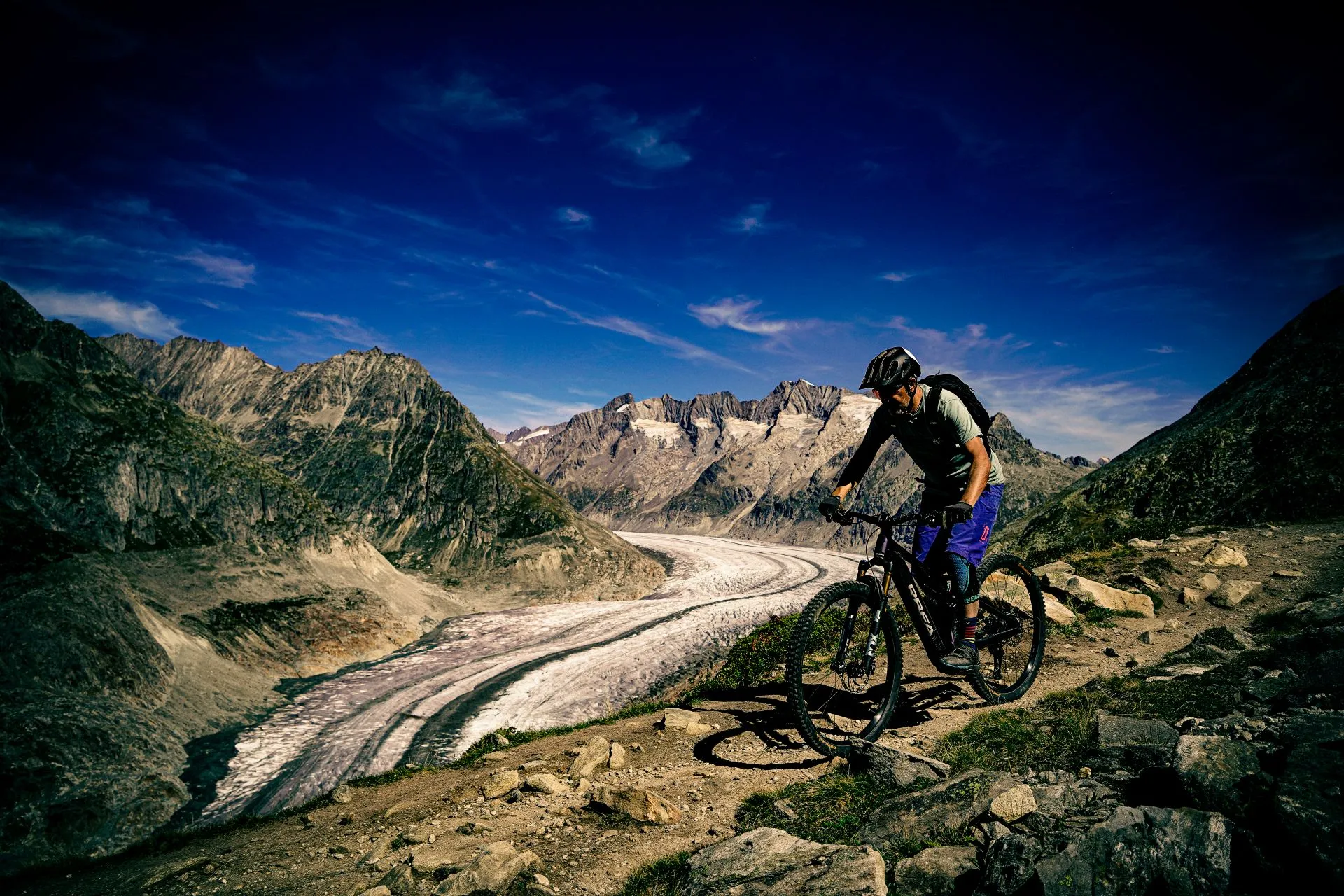 Pascal vor dem Aletsch Gletscher