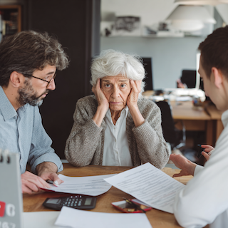 Tutelle ou curatelle : quel régime de protection choisir pour votre proche ?