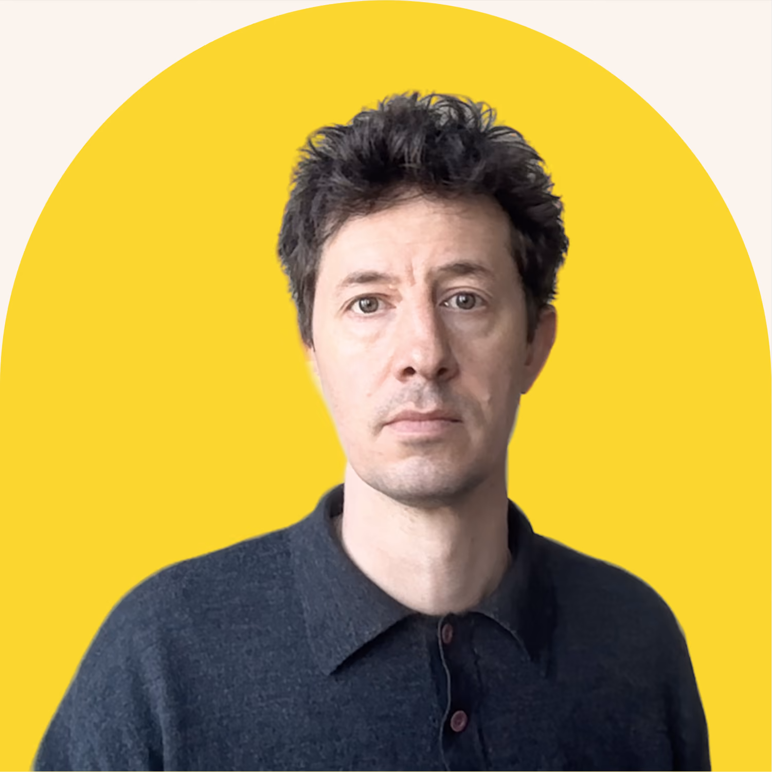 Portrait von Florian Hauer aus dem b'steuern-Team