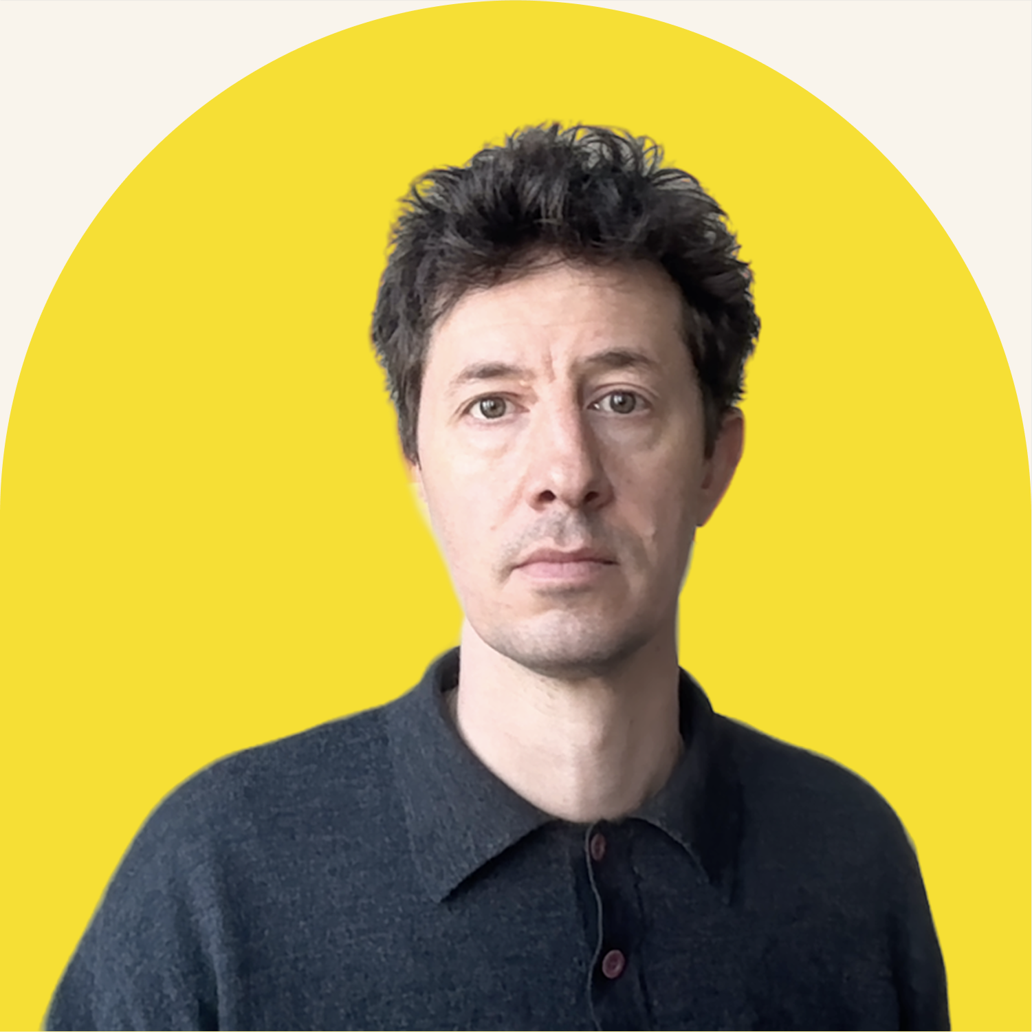 Portrait von Florian Hauer aus dem b'steuern-Team