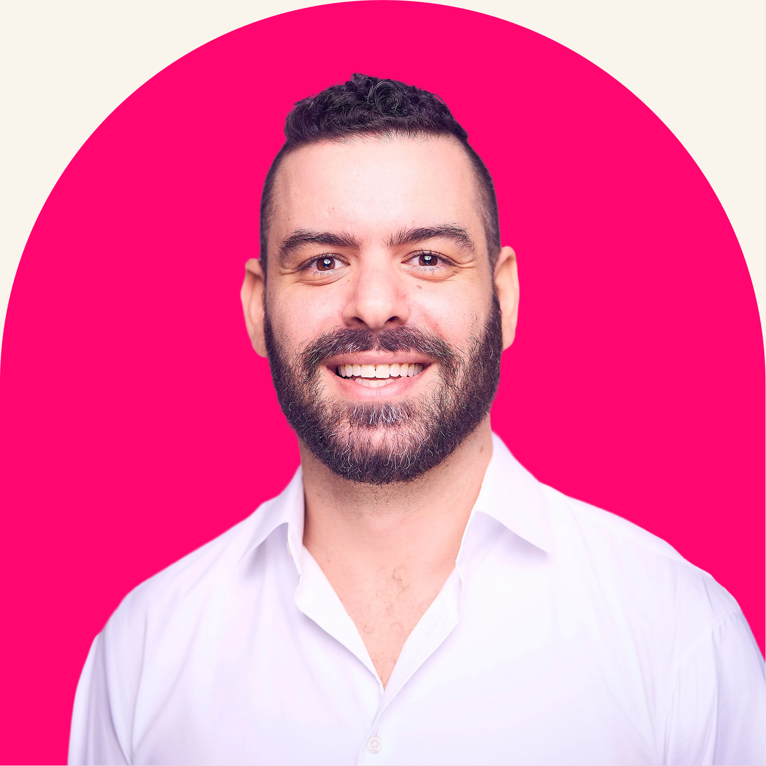 Portrait von Owen Hartstein aus dem b'steuern-Team