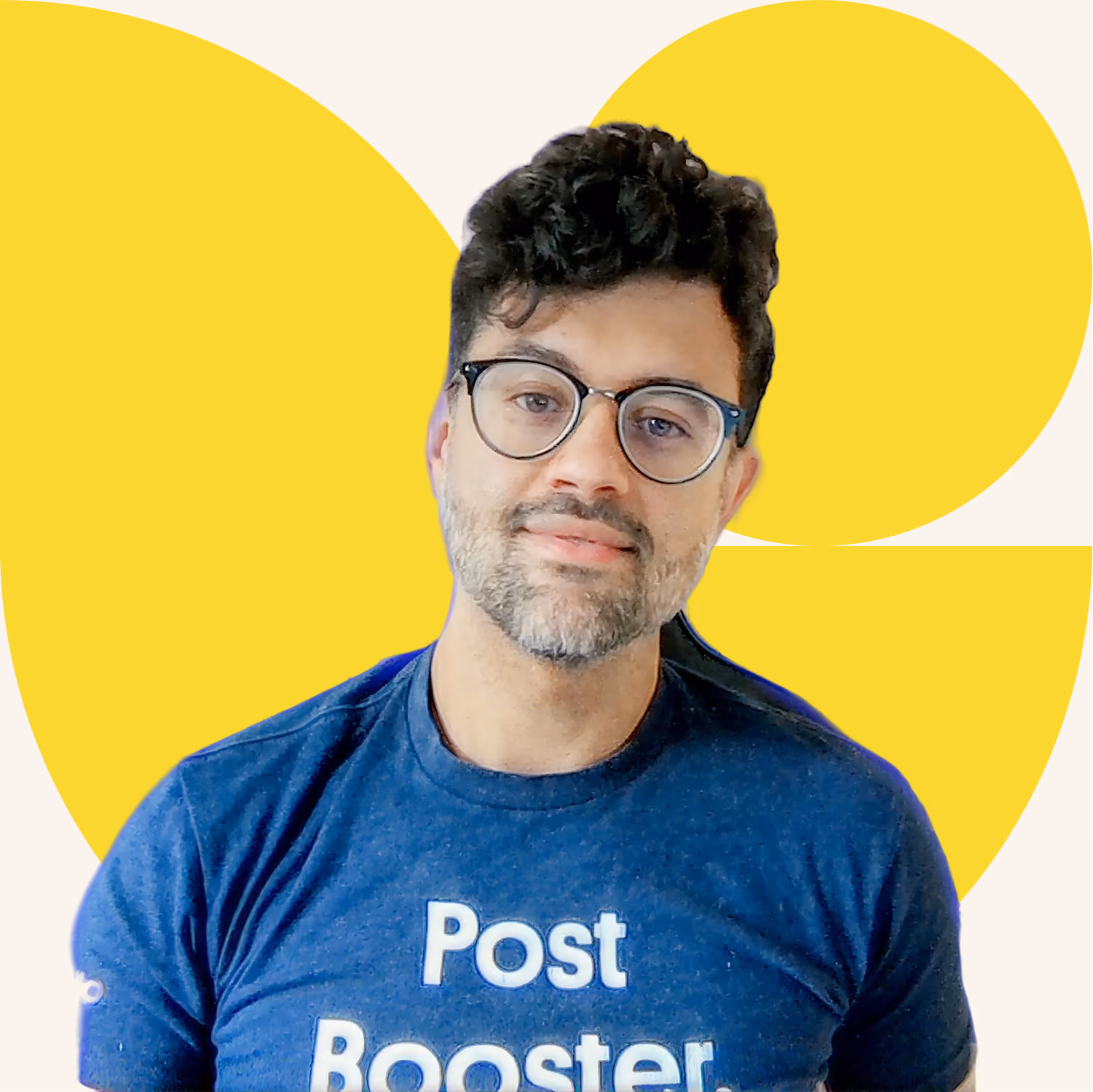 Portrait von Aaron Dantas aus dem b'steuern-Team