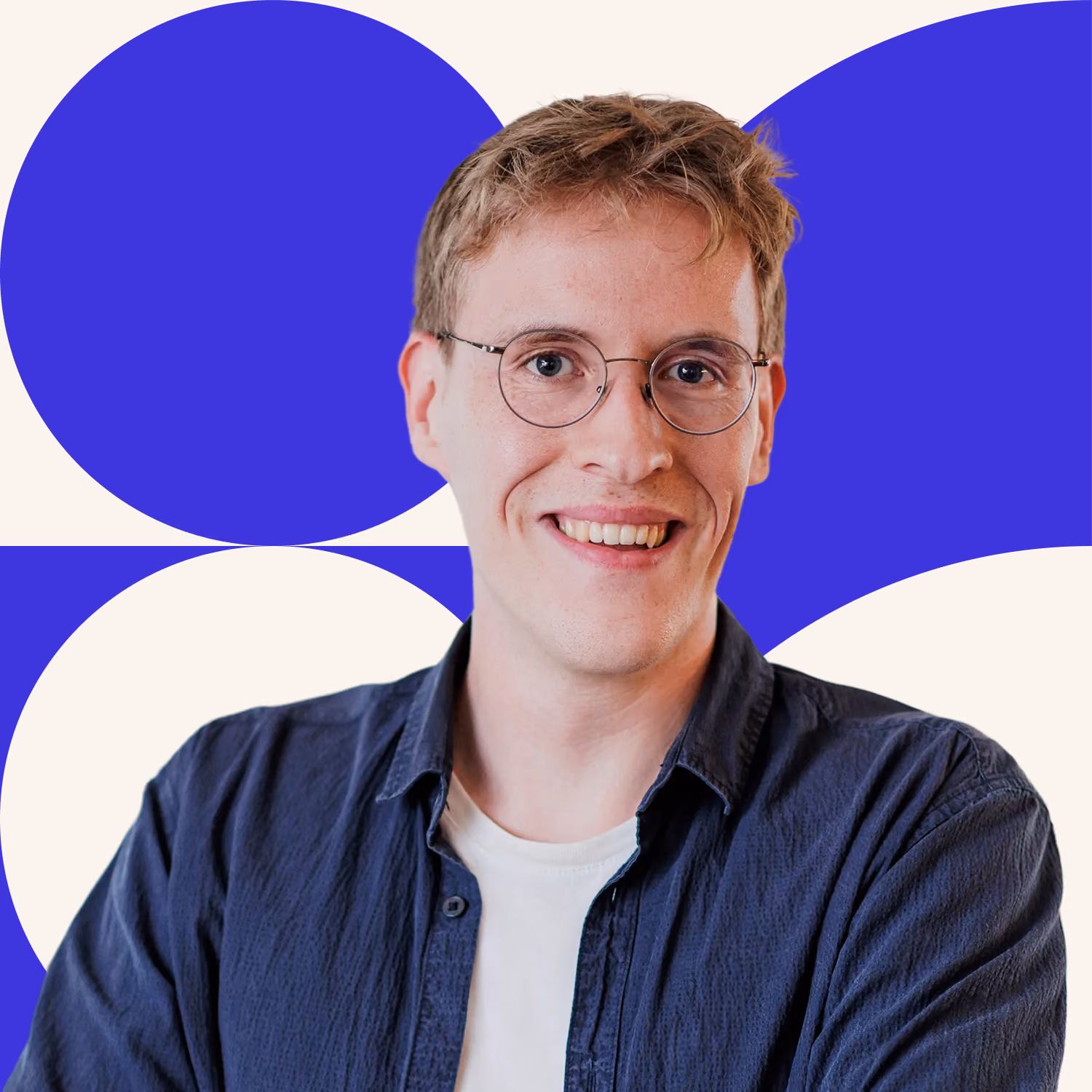 Portrait von Niv Adam aus dem b'steuern-Team