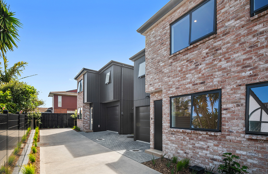 Feature Property image