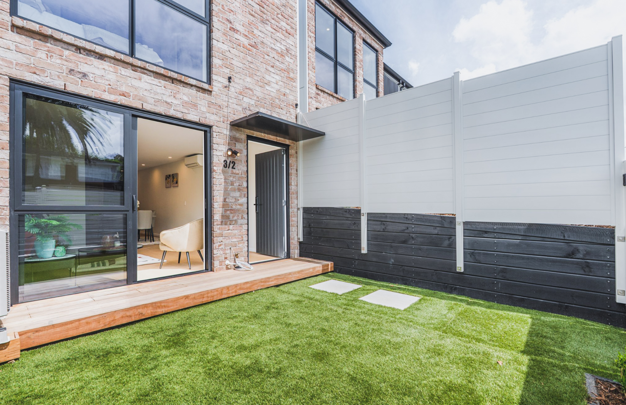 Feature Property image