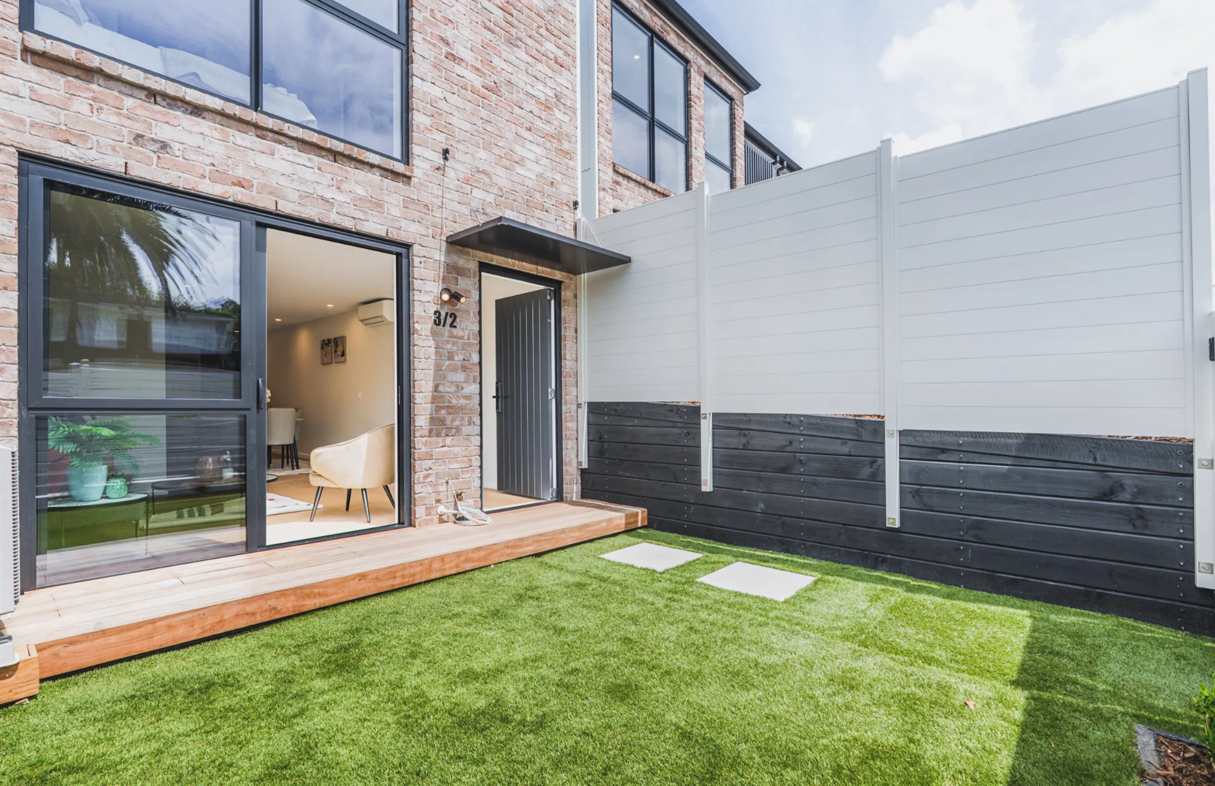 Feature Property image