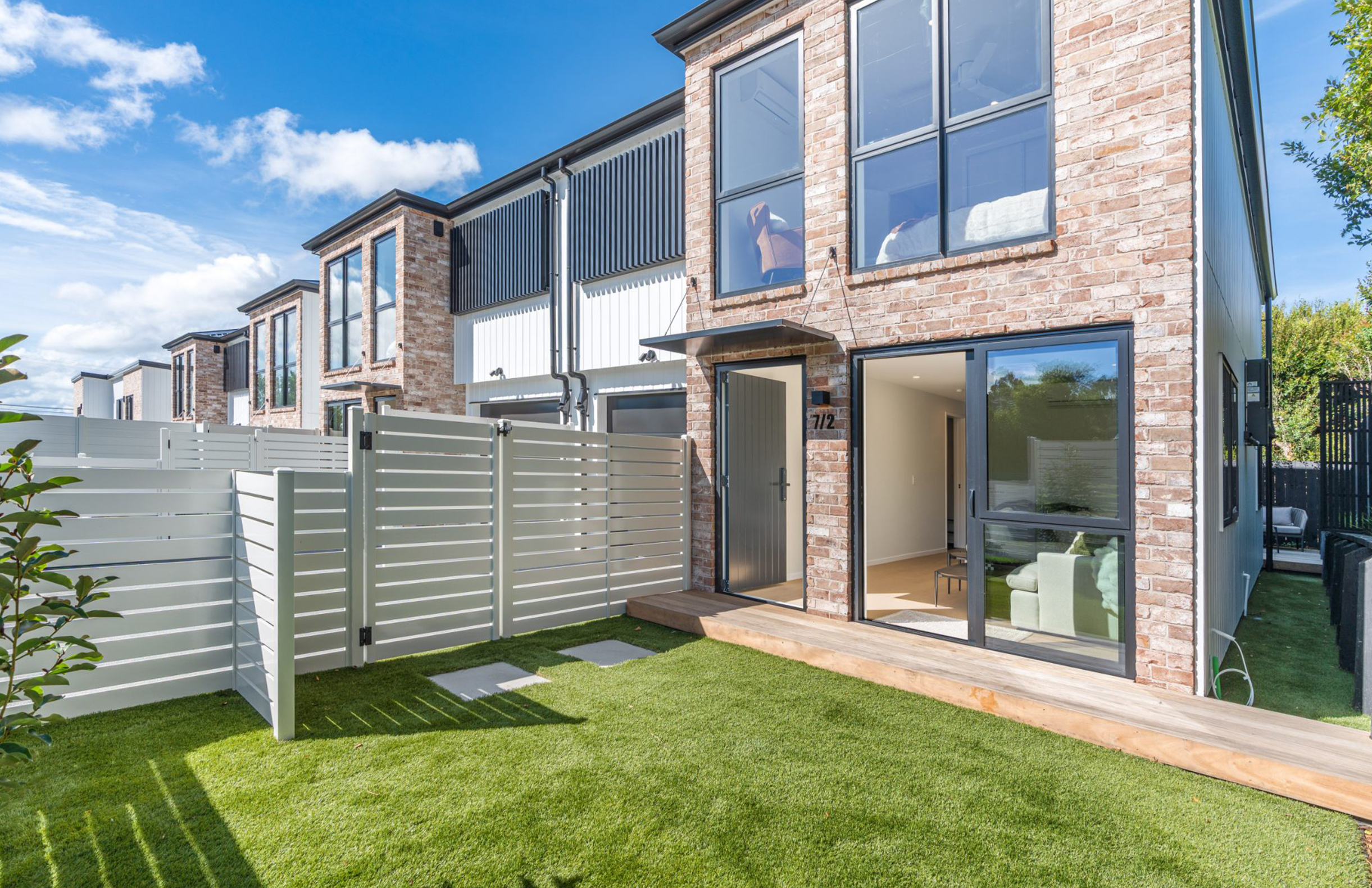 Feature Property image