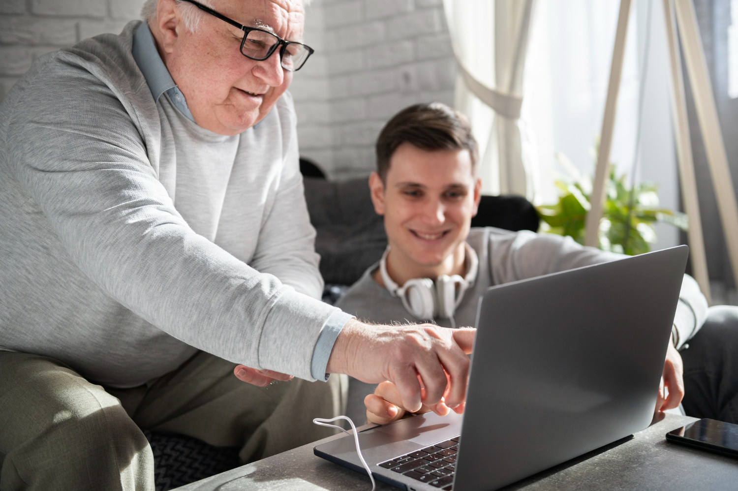 Must-Have Online Compliance Tools for Aged Care Providers