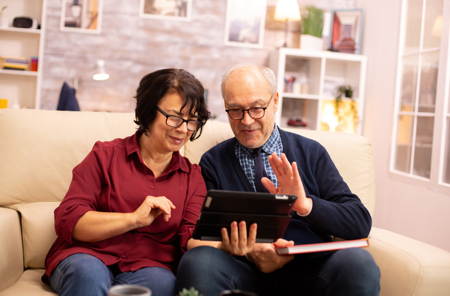 The Best AI-Powered Tools for Remote Family Caregivers