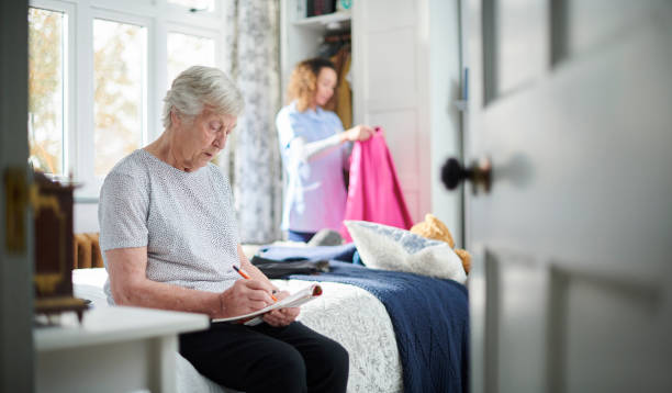 Home Care vs Residential Aged Care: Self-Assessment