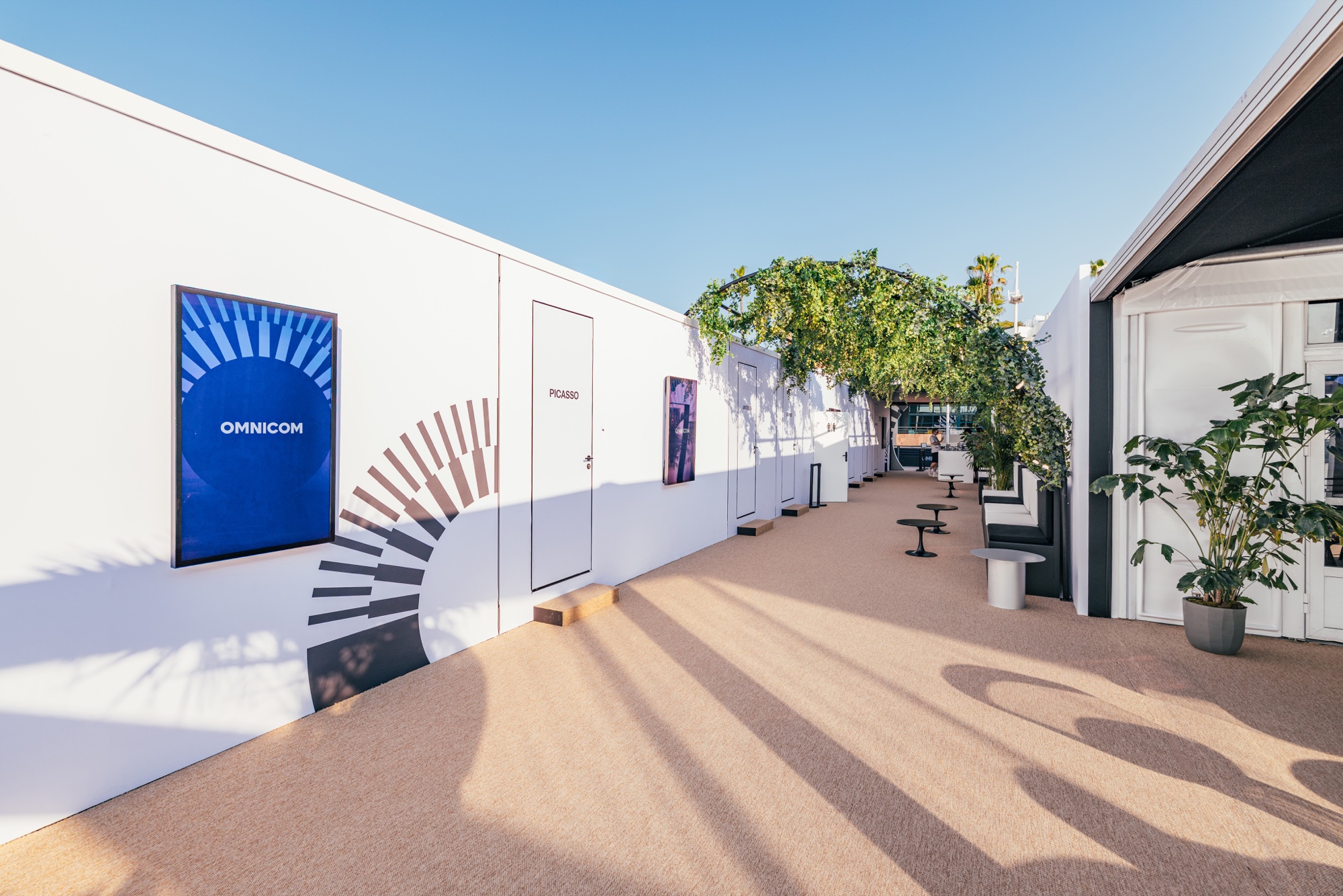 Omnicom - Salles de réunion premium aux Cannes Lions