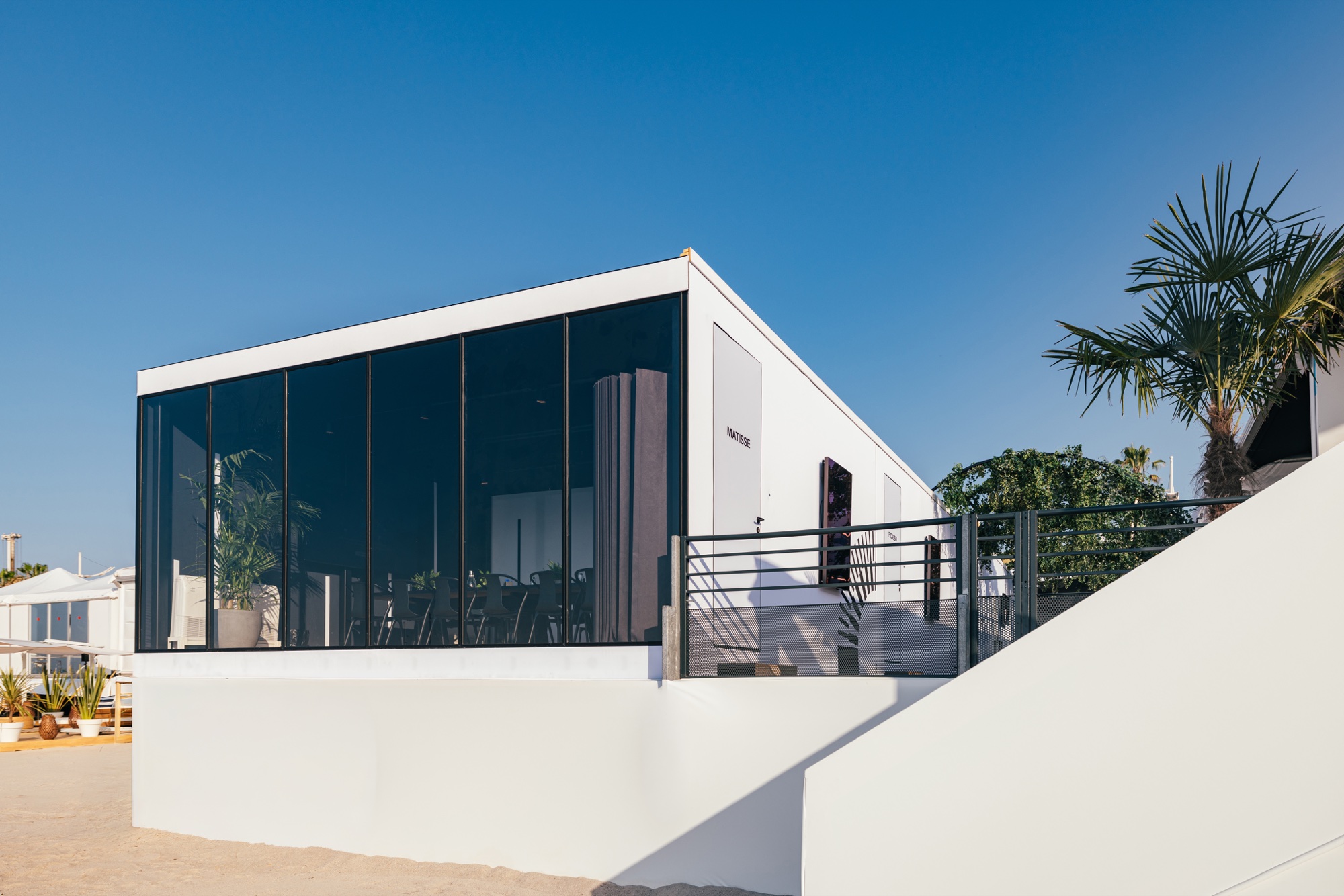 Omnicom - Salles de réunion premium aux Cannes Lions