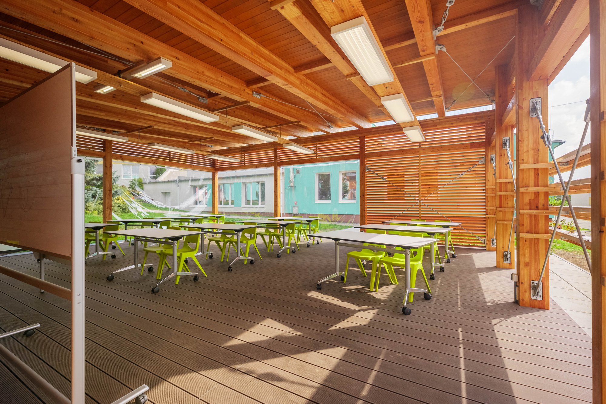 smart outdoor classroom