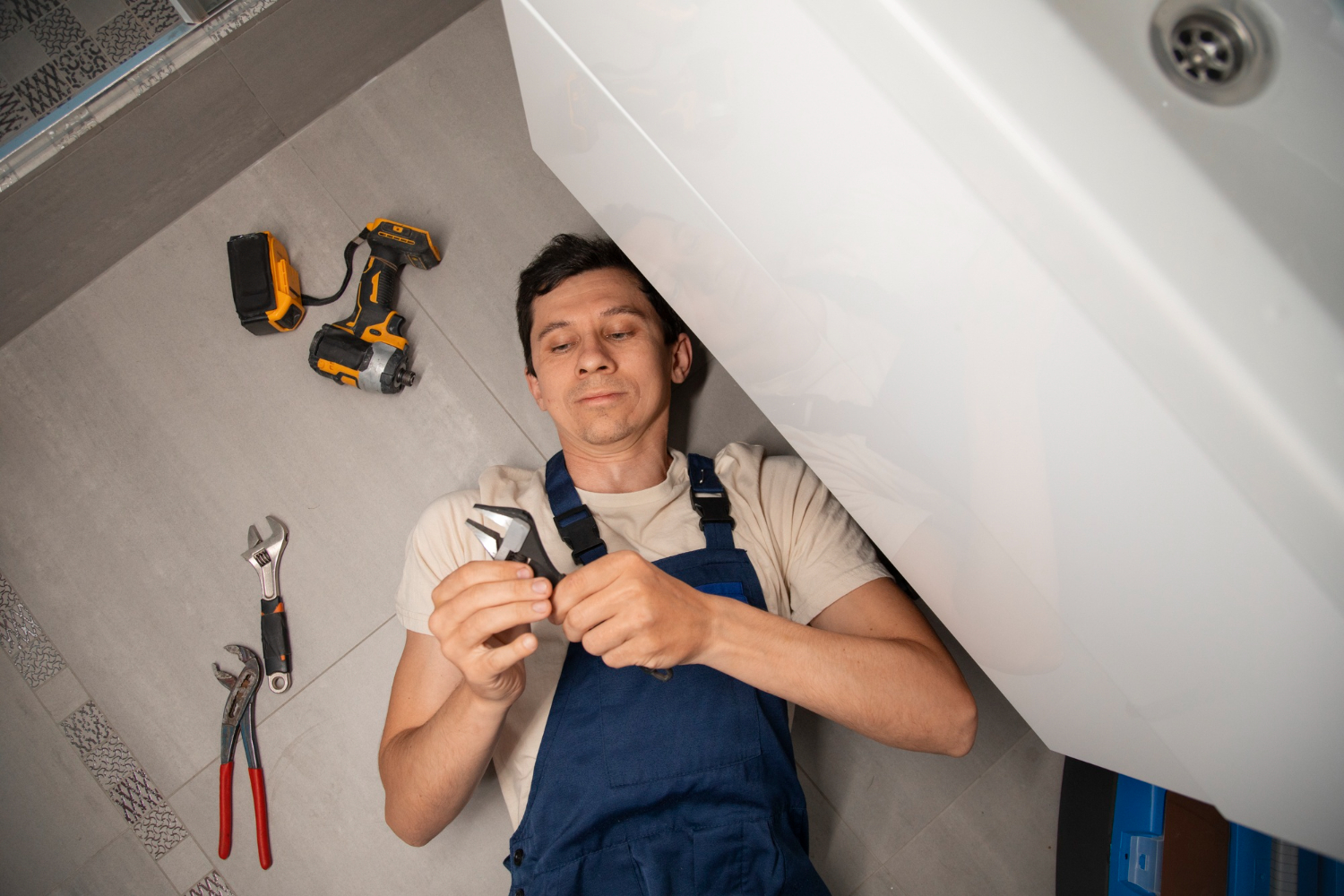 Late Night Plumbing Issues: What Wadsworth Residents Should Do First