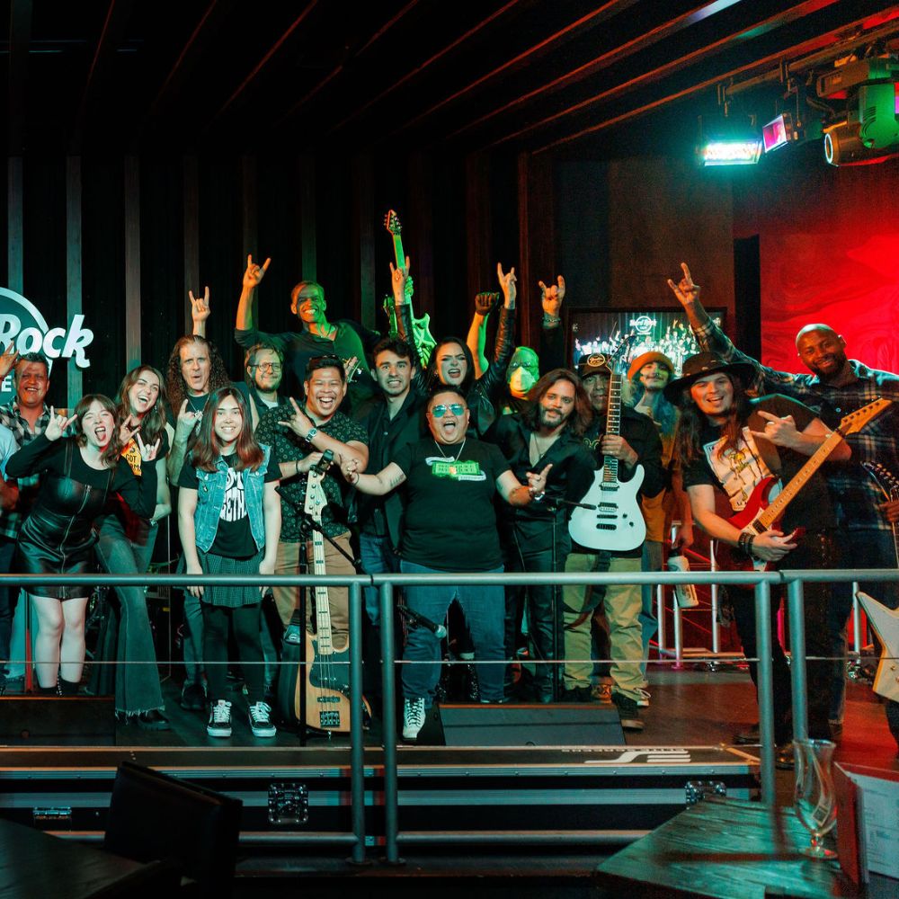 group photo of musicians at the new york jam