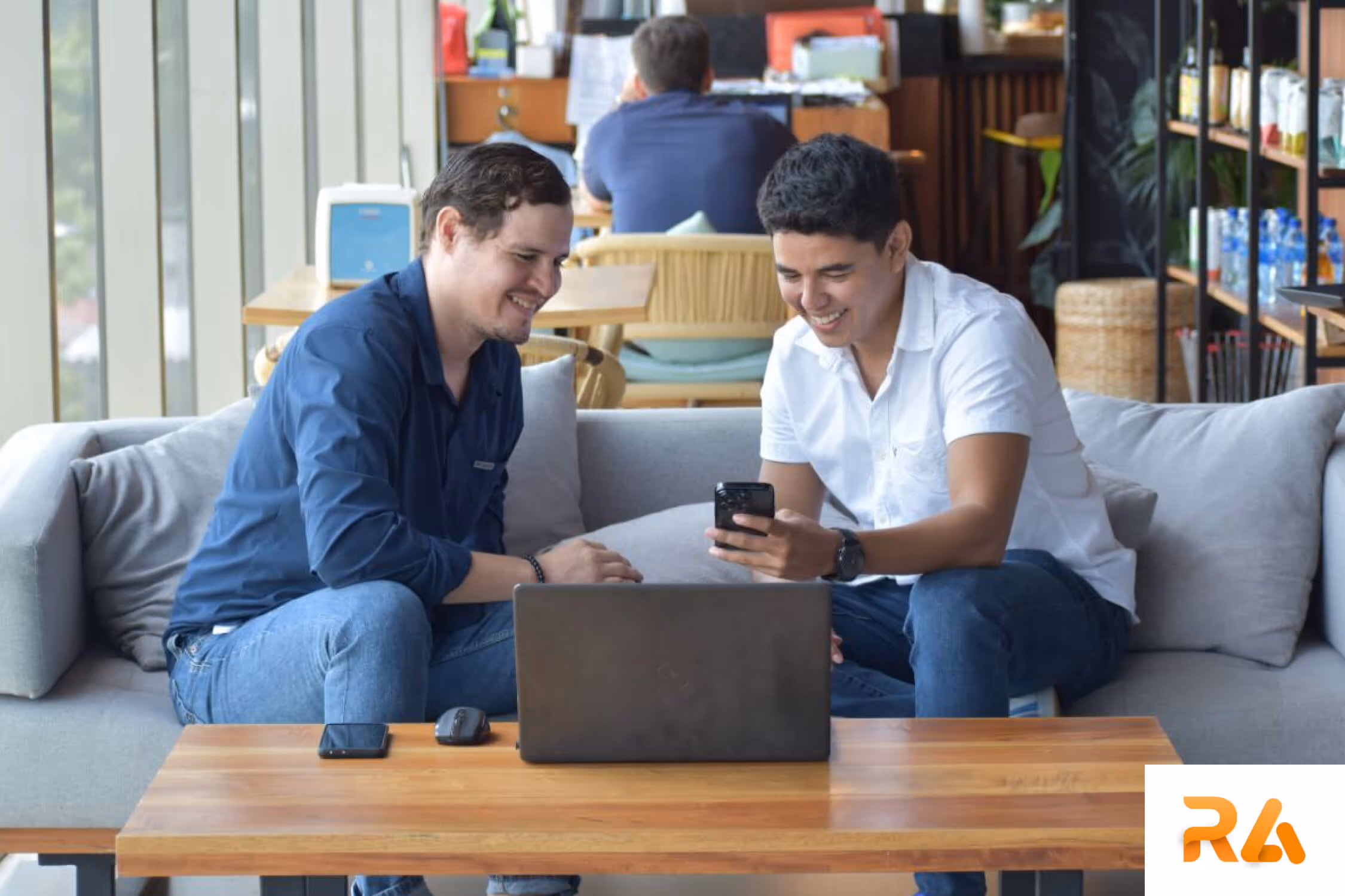 two civil litigators discussing case and working together.