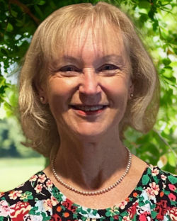 Lois Cameron