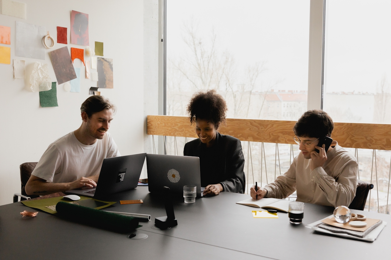 How To Use Your LinkedIn Profile To Get More Leads - Twelverays blog