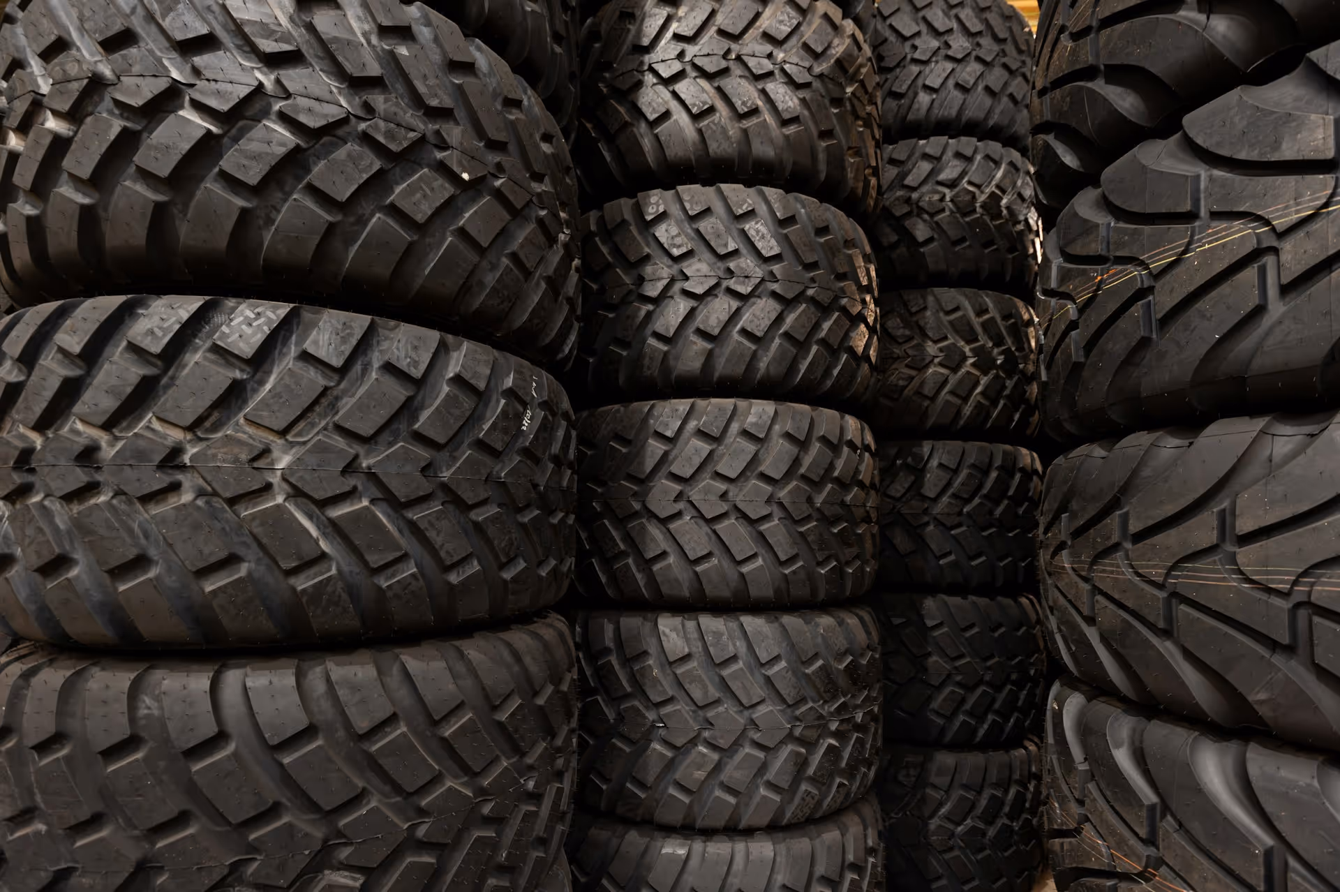 Digital Marketing Strategies for Tire Brands - Twelverays blog