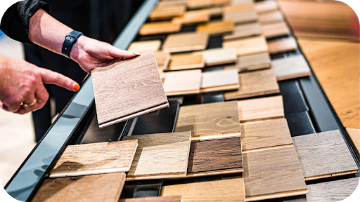 How to Choose Between Veneer and Solid Timber