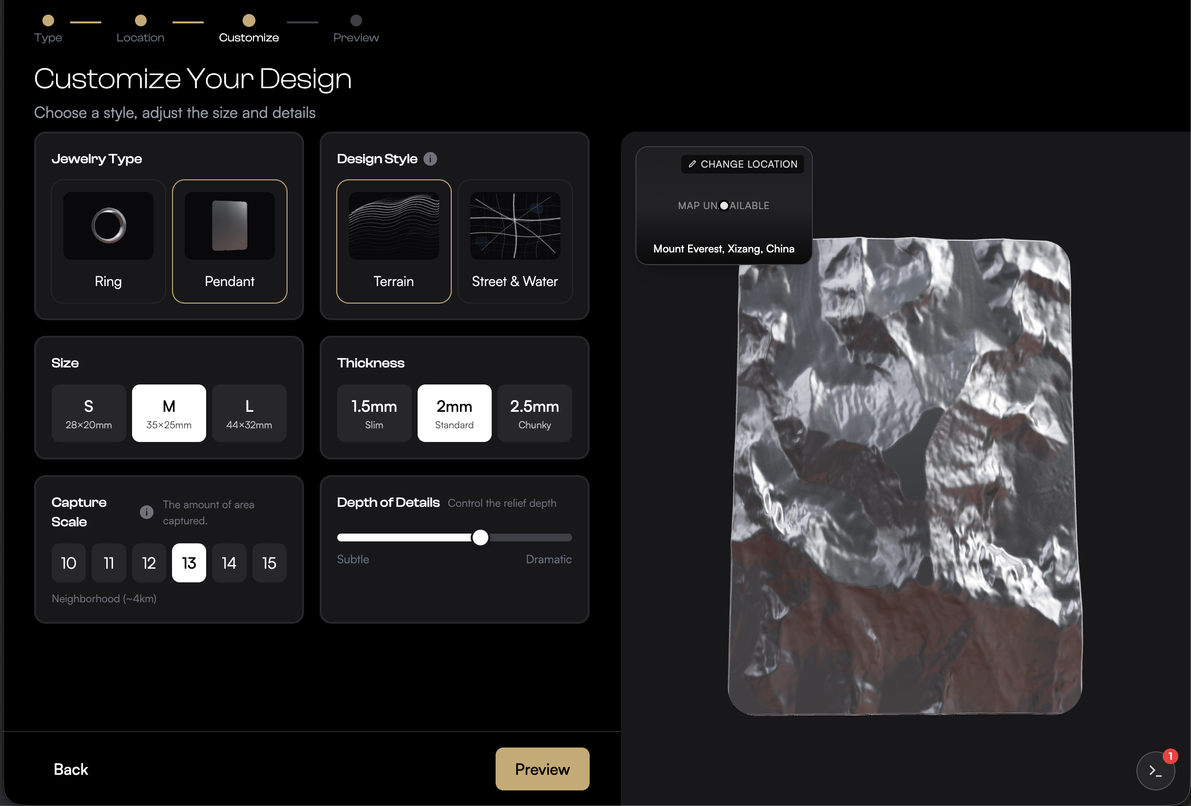Customize step: size, thickness and relief options beside a 3D preview of a silver terrain pendant