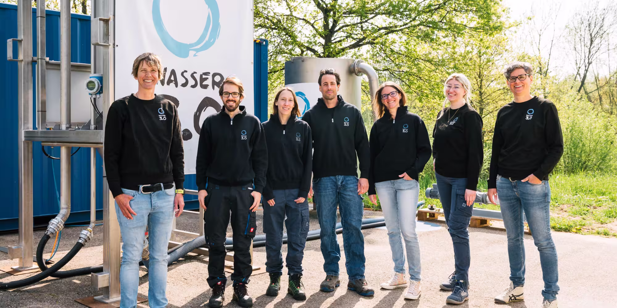 Header image showing Wasser 3.0’s microplastic removal process and commitment to clean water through science and education.