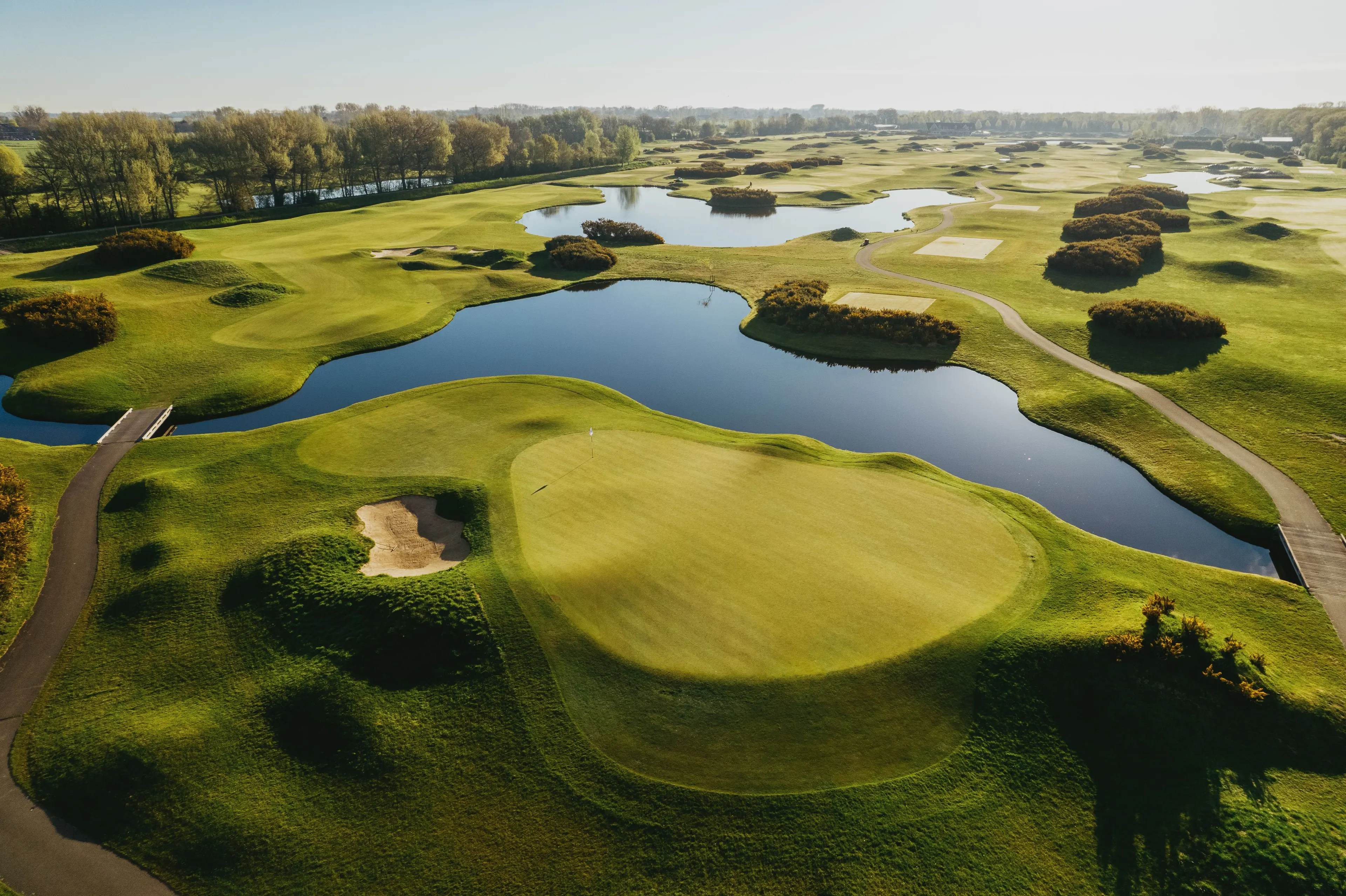 Luchtfoto van de golfclub